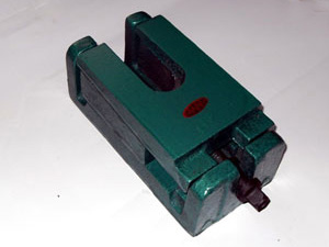 三層調(diào)整墊鐵